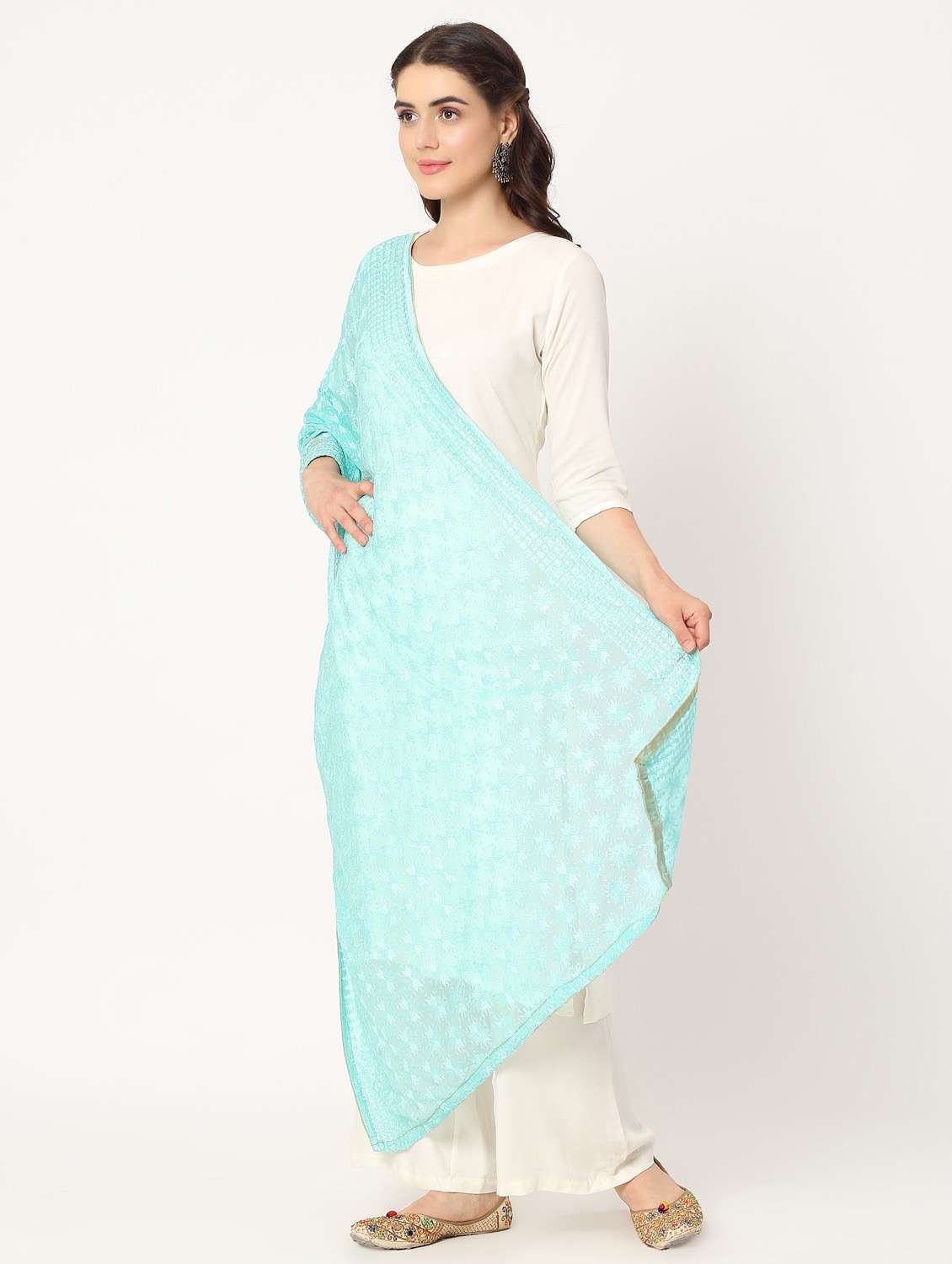 light blue phulkari dupatta - 20276663 -  Standard Image - 3