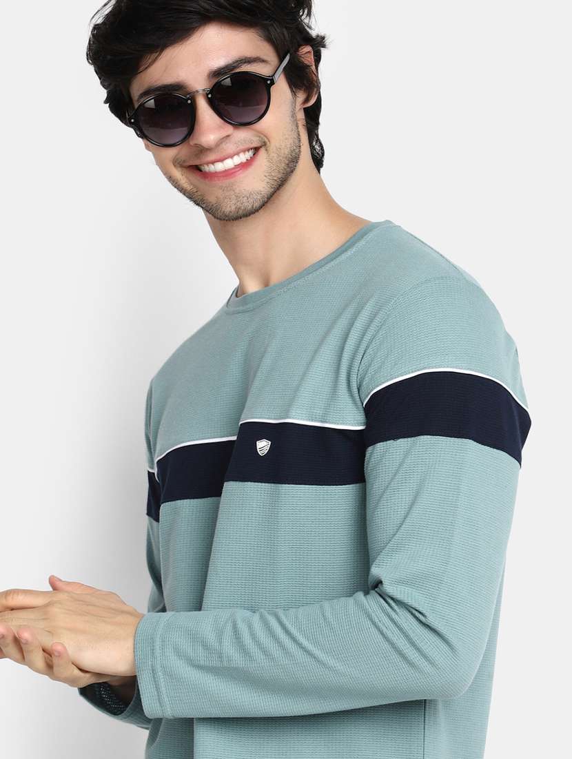 men striped round neck t-shirt - 20278008 -  Standard Image - 3