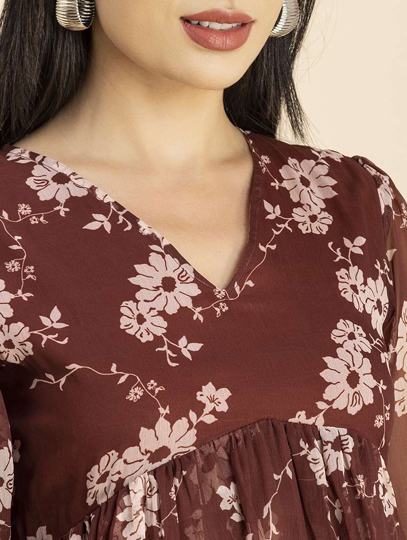women's crop v neck top - 20288153 - Standard Image - 3
