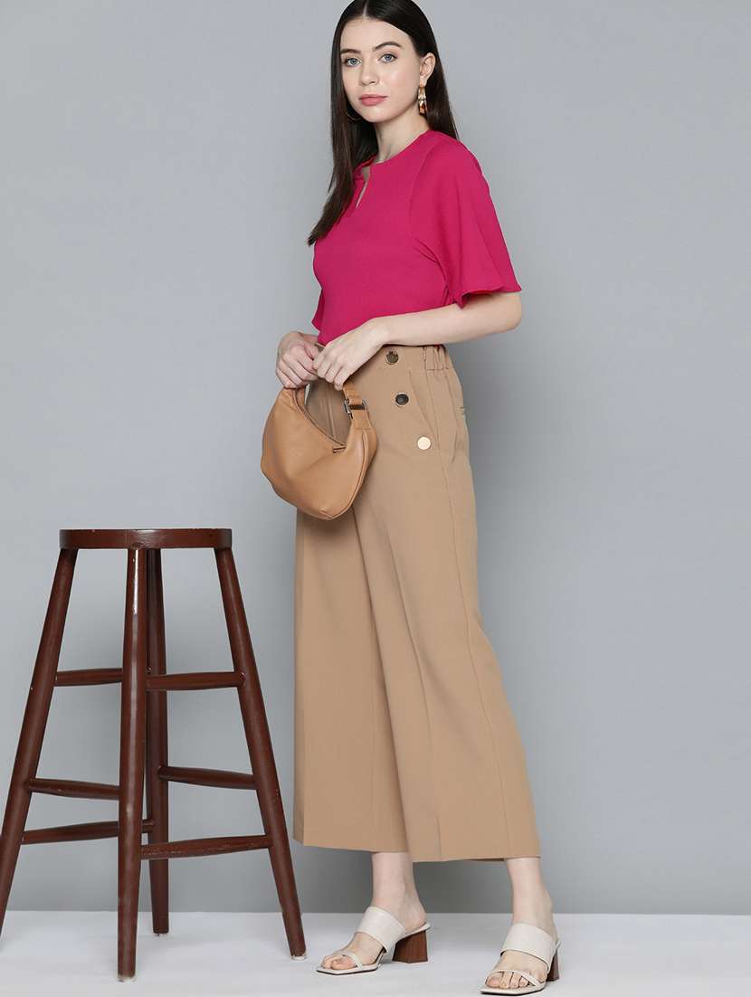 women's crop notch neck top - 20291447 -  Standard Image - 3