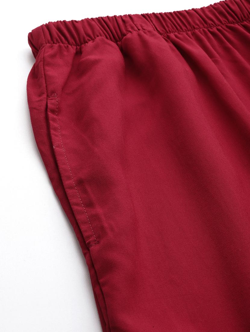 maroon solid knee length short - 20302778 - Standard Image - 5