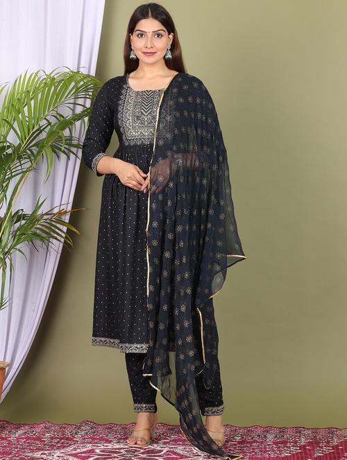 black colored kurta pant set - 20307453 -  Standard Image - 0