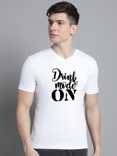 men v-neck graphic chest print t-shirt - 20312171 -  Standard Image - 0