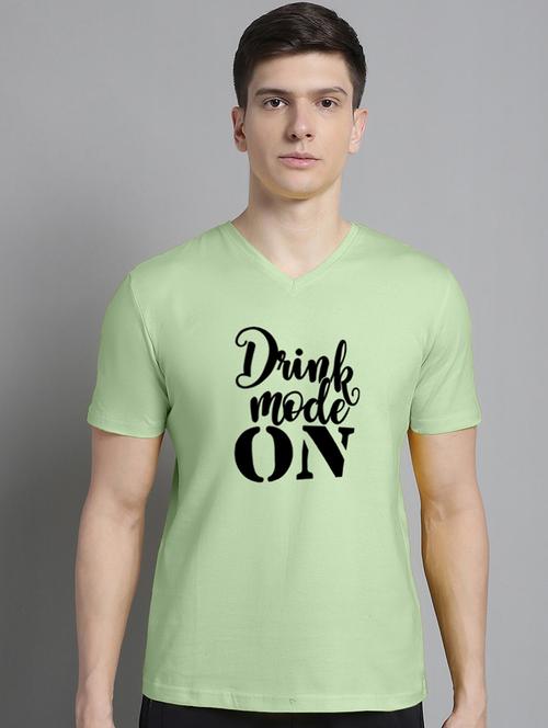 men green cotton chest print t-shirt - 20312177 - Standard Image - 0