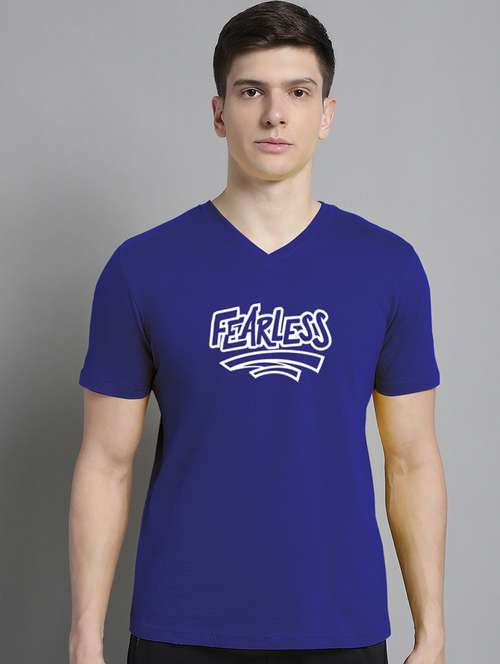 men v-neck graphic chest print t-shirt - 20312186 - Standard Image - 0