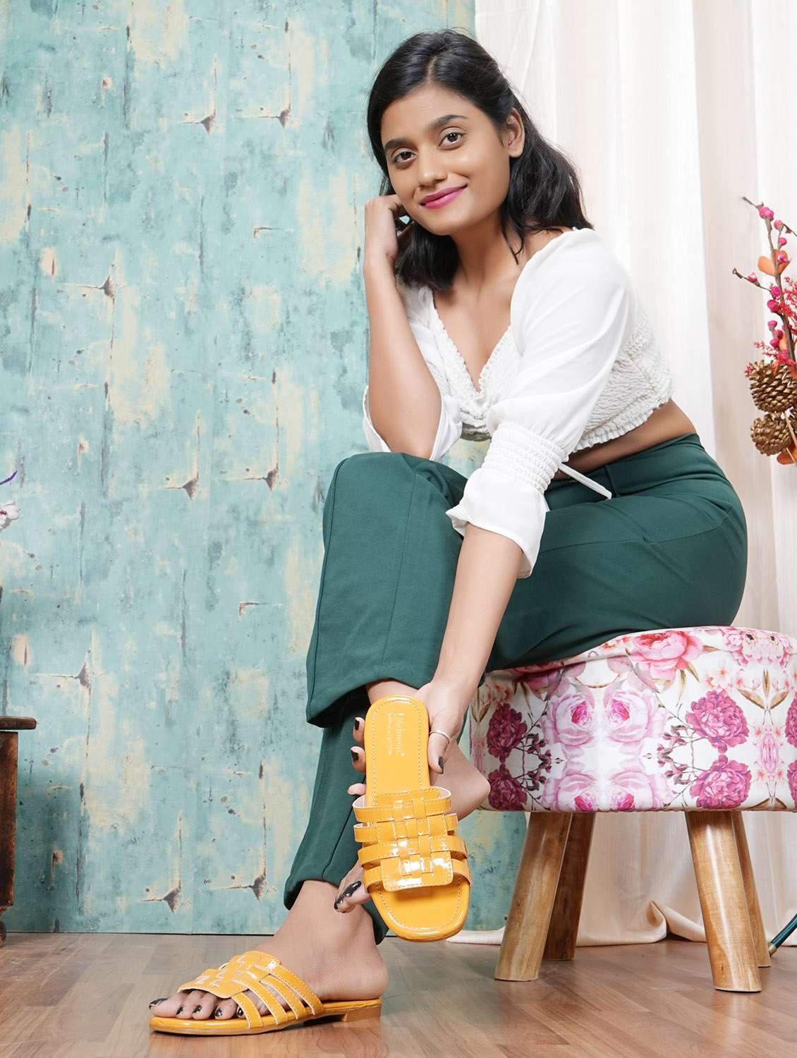 yellow patent leather slip on sandals - 20317044 -  Standard Image - 5