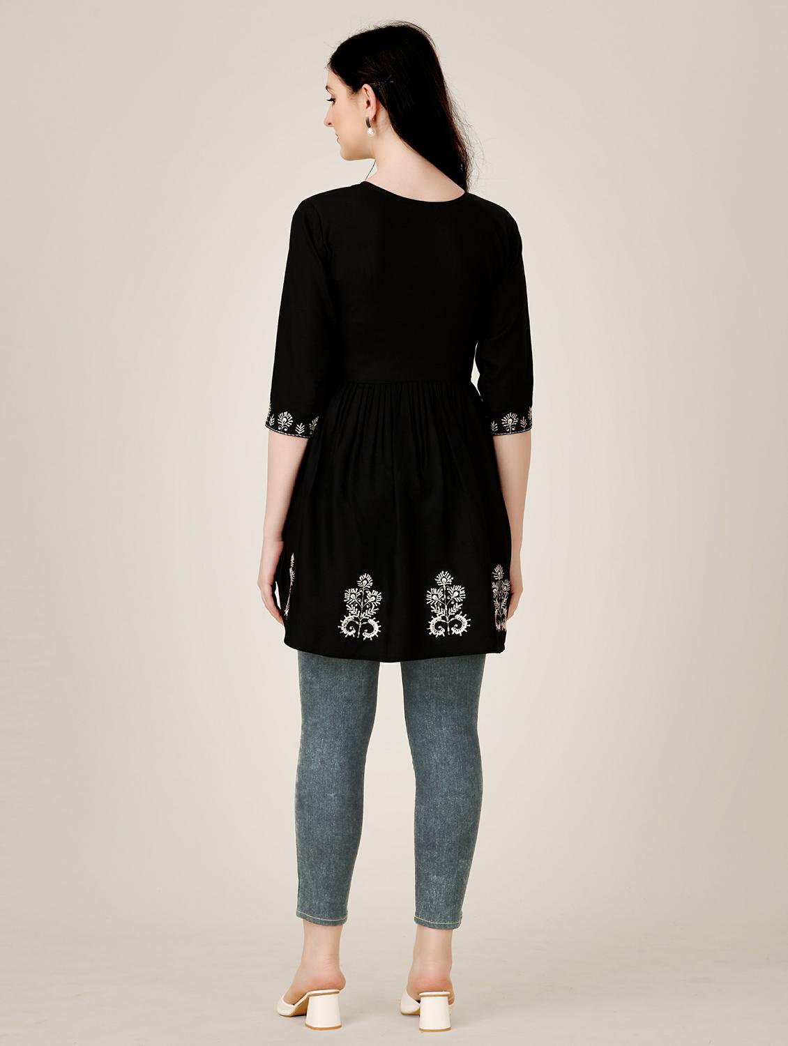 women black round neck a-line kurti - 20317890 - Standard Image - 3