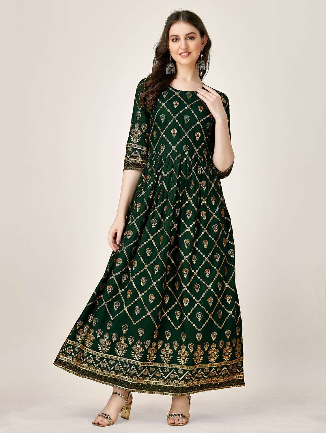 women green round neck anarkali kurta