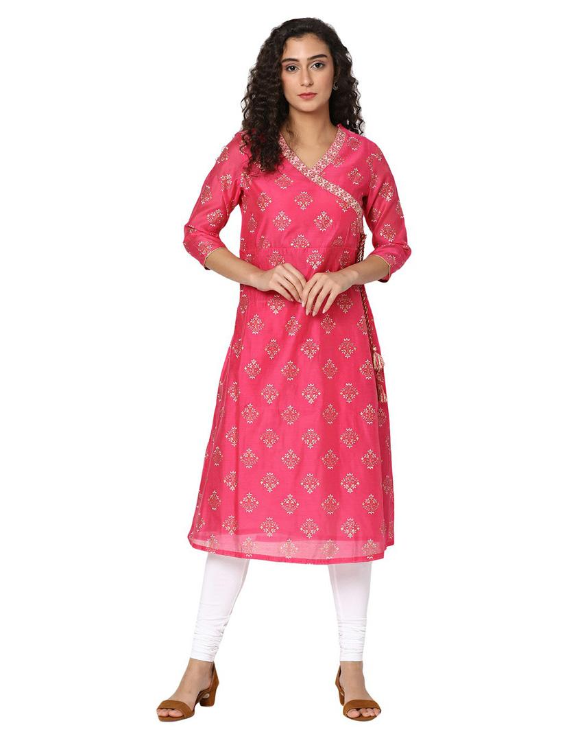 pink three quarter sleeve a-line kurta - 20319676 - Zoom Image - 0