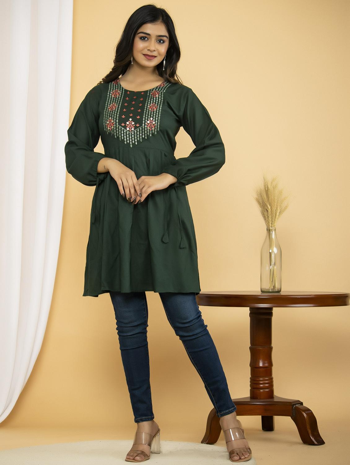 green solid with work flared tunic - 20321290 -  Zoom Image - 0