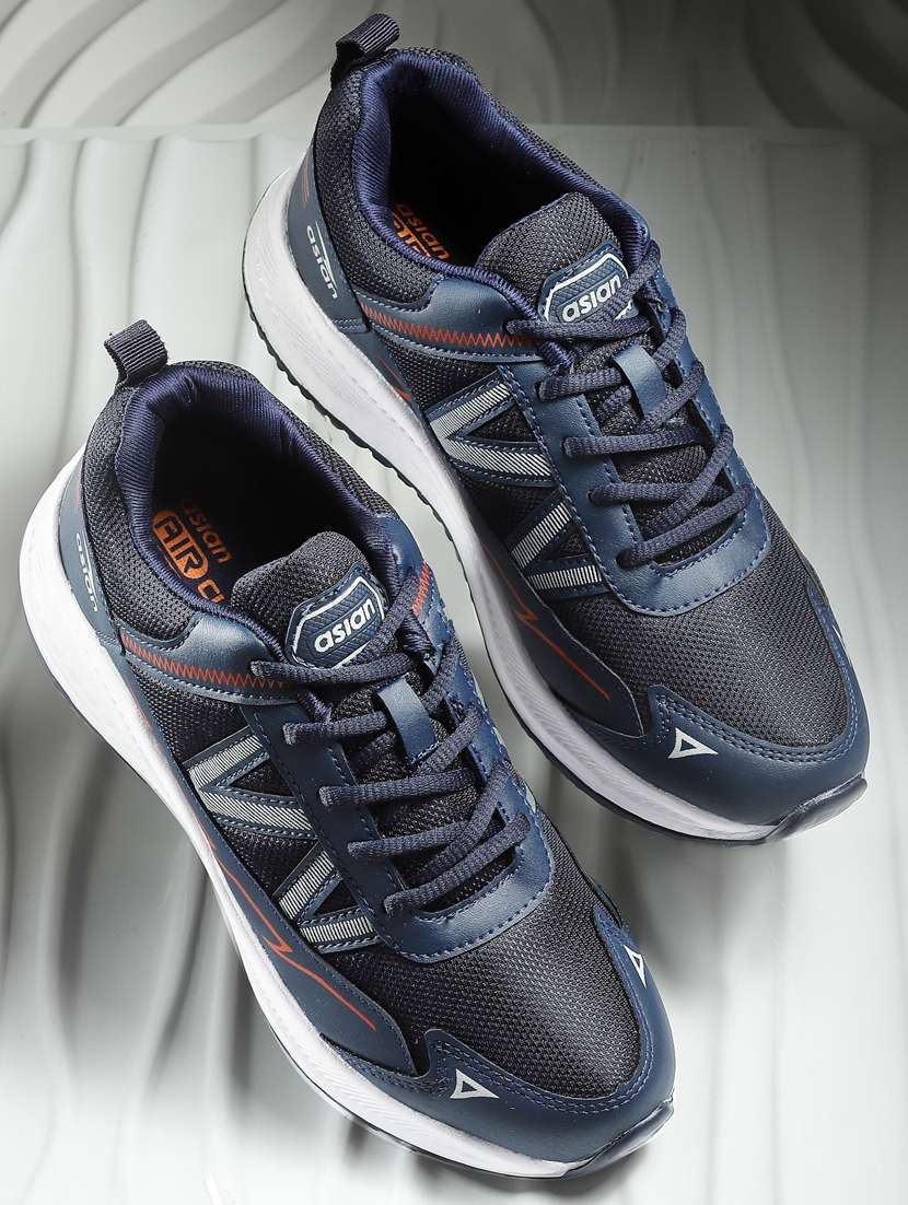 men lace up running sport shoes