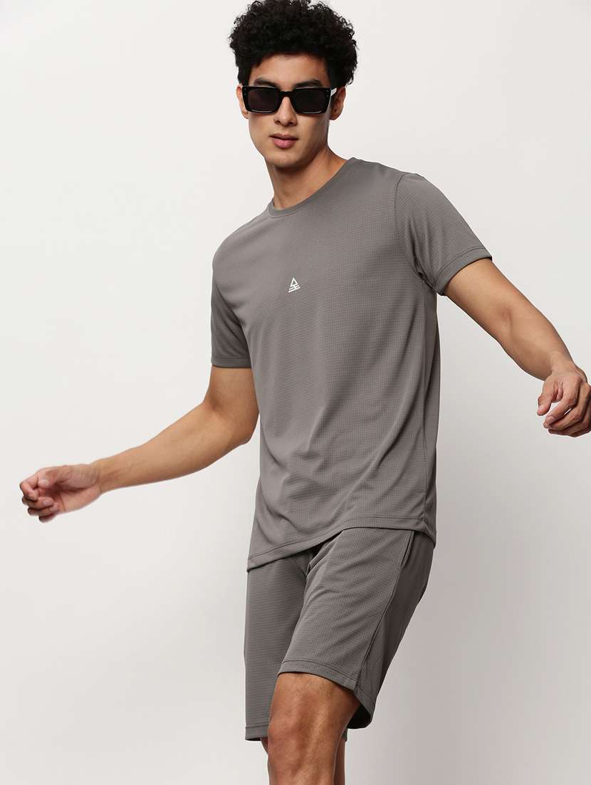 men round neck shorts & t-shirt co-ord set - 20325313 -  Standard Image - 3