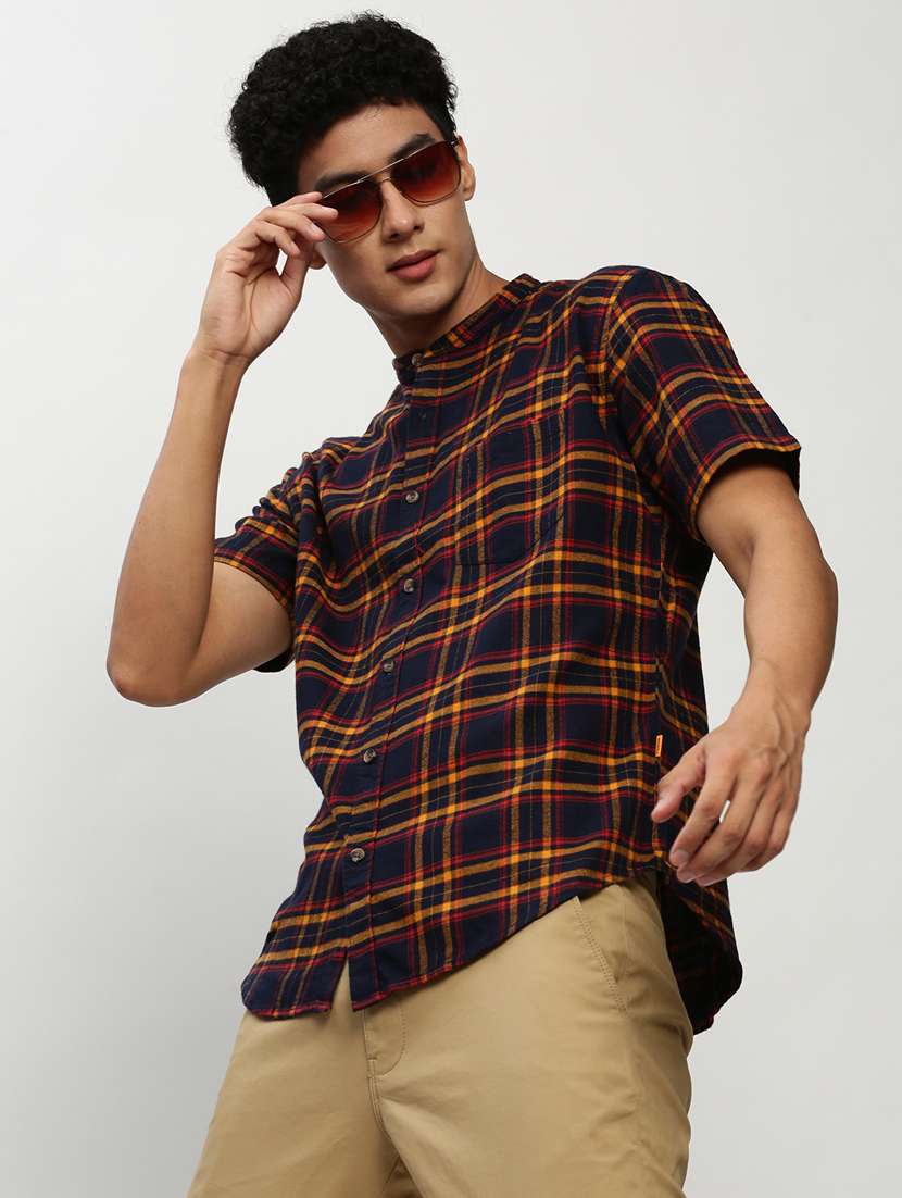 mens checks casual shirt - 20325515 - Standard Image - 3