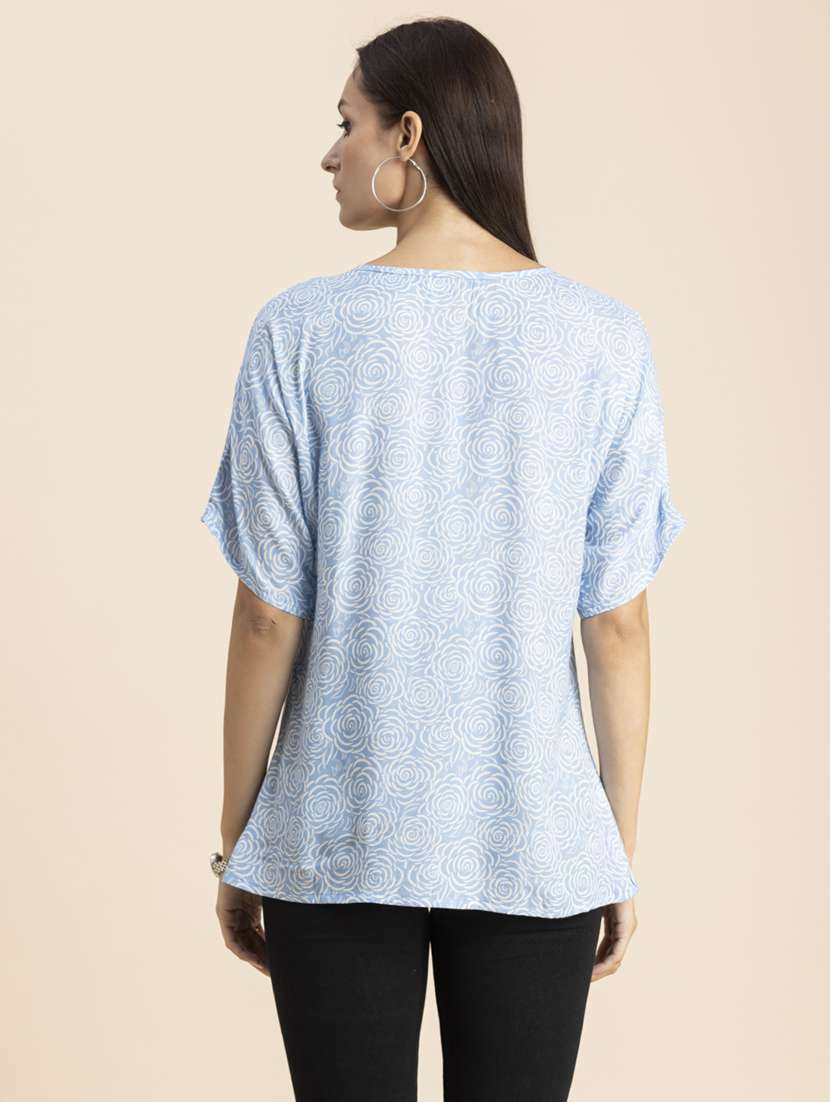 light blue floral high-low top - 20325801 -  Standard Image - 3