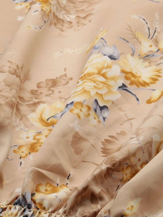 beige floral print plus top - 20325884 -  Standard Image - 5