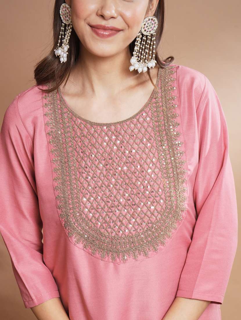women three quarter sleeve kurta pant with dupatta set - 20329886 -  Standard Image - 3
