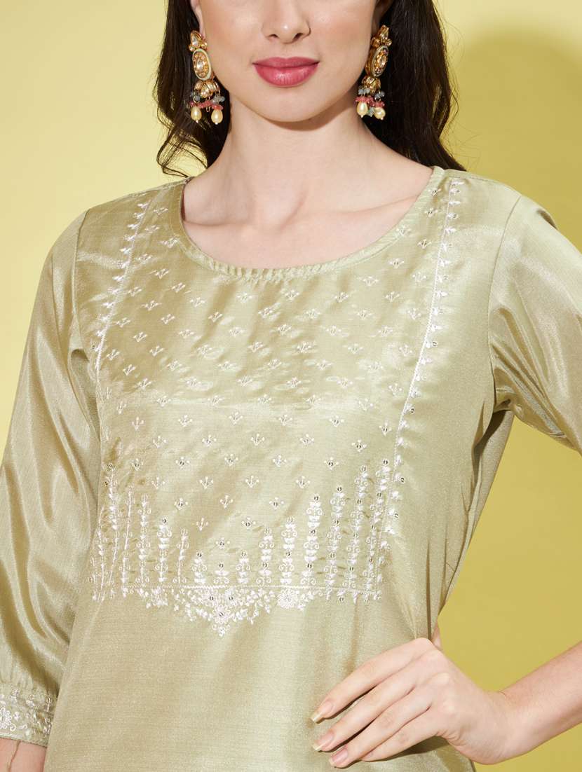 women three quarter sleeve kurta pant with dupatta set - 20329906 - Standard Image - 3
