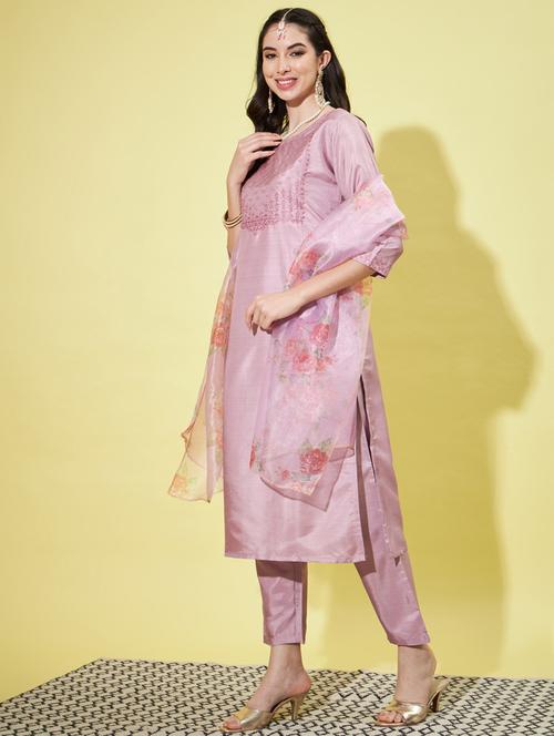 women three quarter sleeve kurta pant with dupatta set - 20329910 -  Standard Image - 0