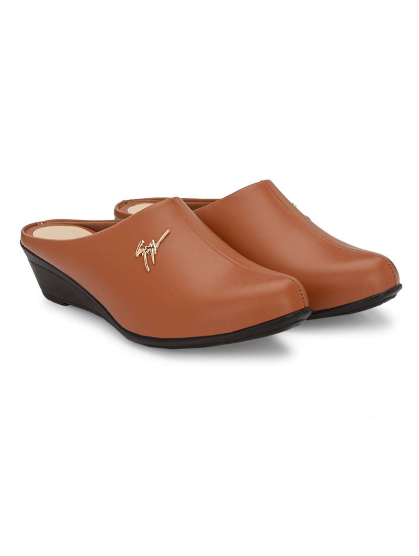 Women Solid Tan Wedge Heel Mule