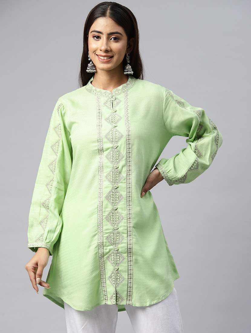 women green mandarin neck a-line kurti - 20345236 -  Zoom Image - 0