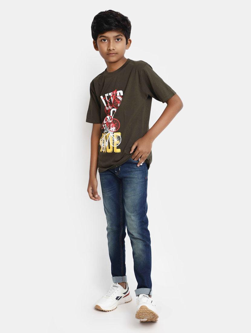 boys round neck typographic print t-shirt - 20361718 - Standard Image - 3