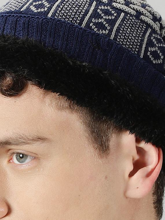 blue wool winter cap - 20361870 - Standard Image - 3