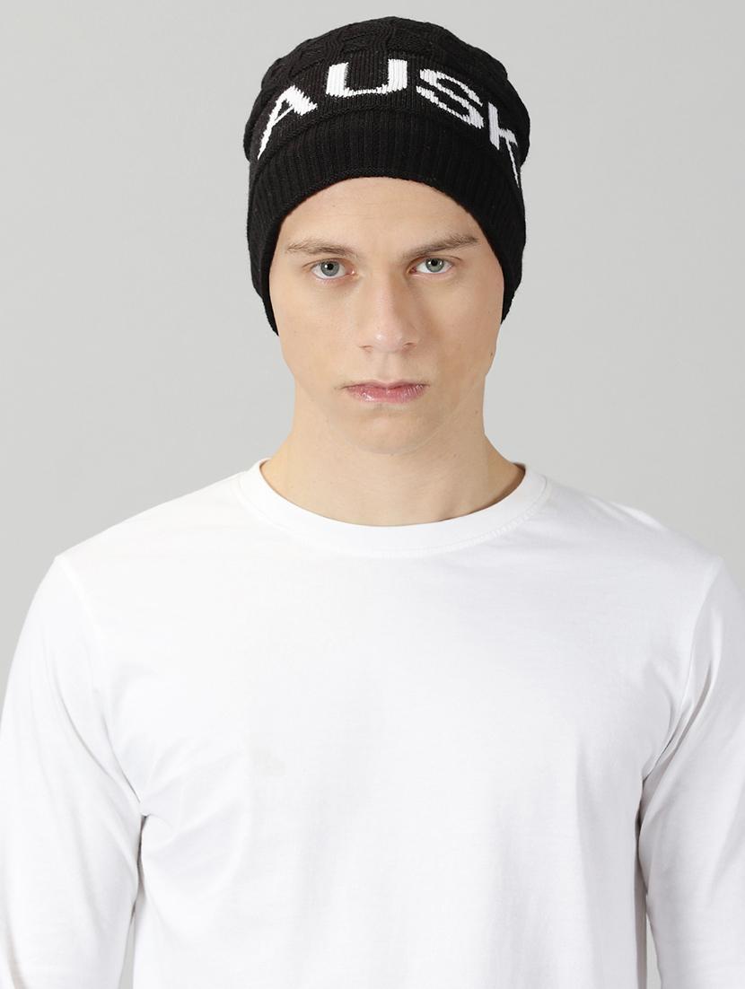 black wool winter cap - 20361878 -  Zoom Image - 0