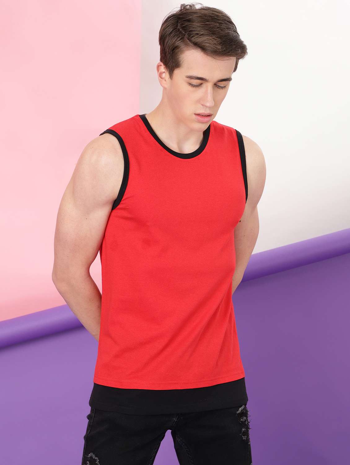 red cotton vest - 20367292 -  Standard Image - 3