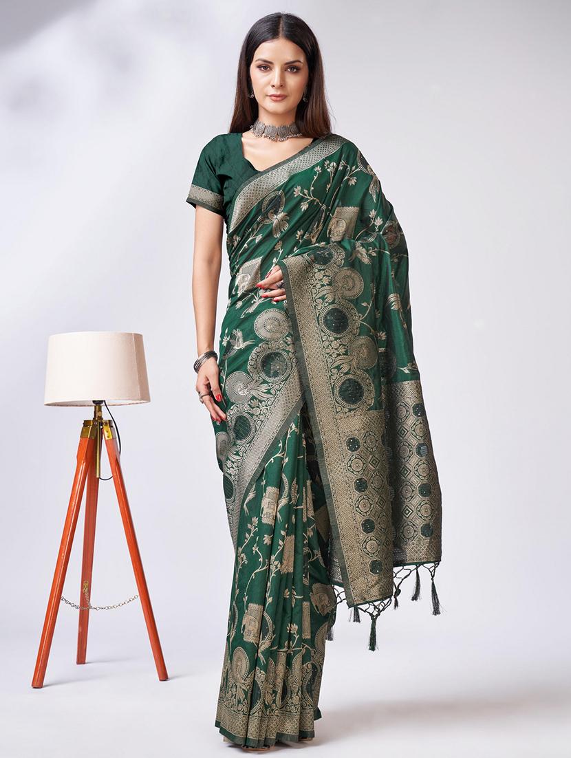 green colored banarasi saree - 20367464 - Zoom Image - 0