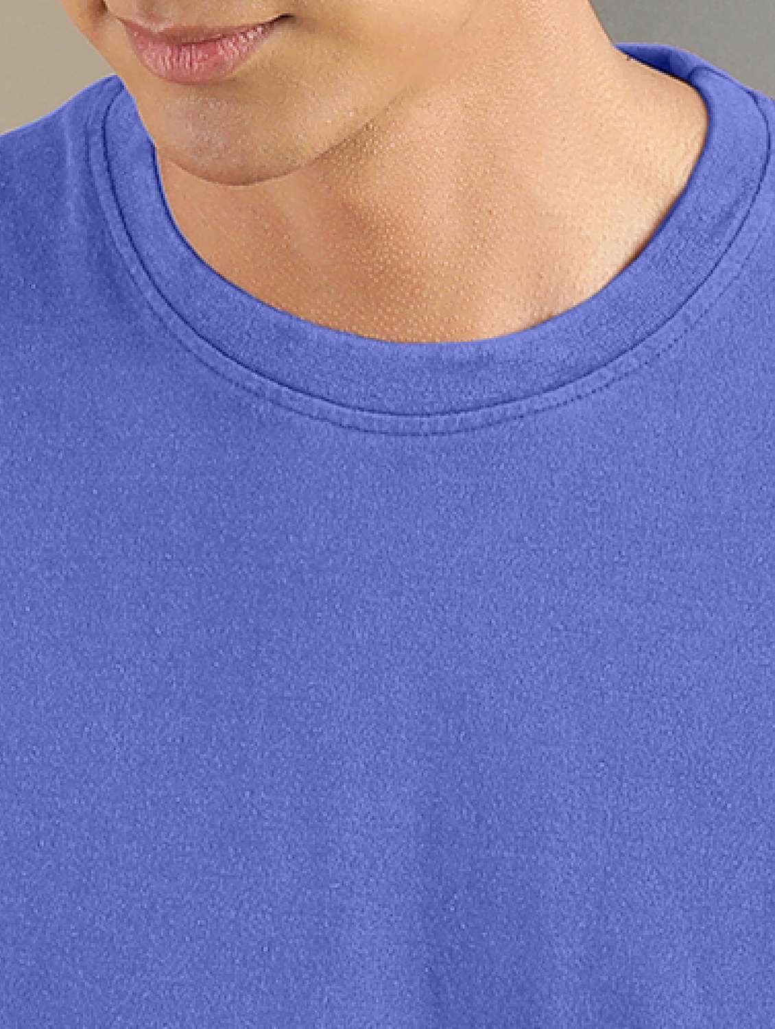 blue solid short sleeve t-shirt - 20367736 -  Standard Image - 3