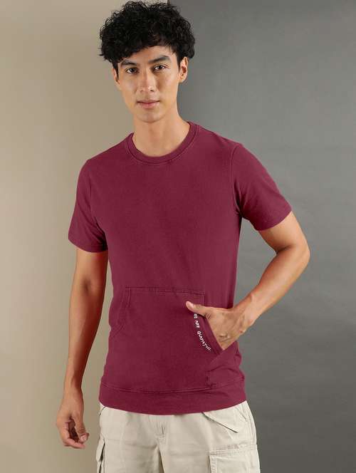 men burgundy round neck cotton blend regular t-shirt - 20367752 -  Standard Image - 0