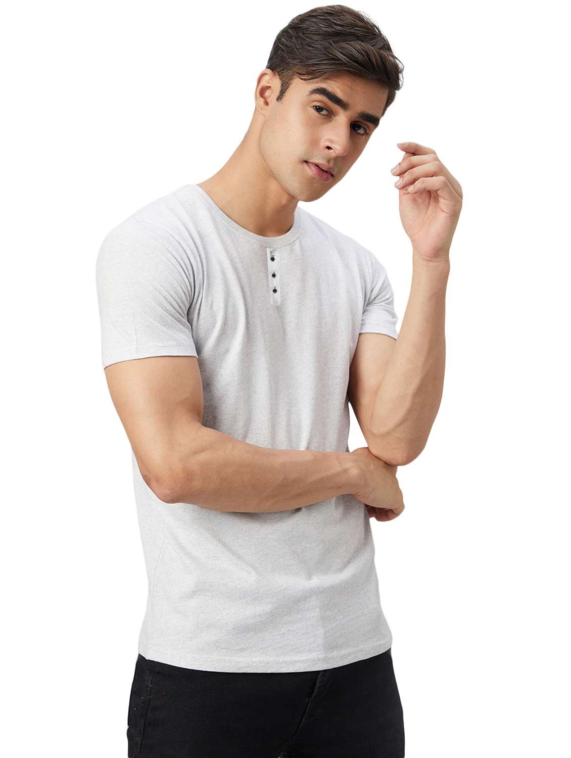 white solid round neck t-shirt
