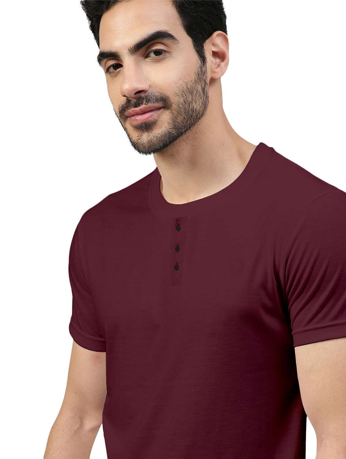 maroon solid round neck t-shirt - 20367763 -  Standard Image - 3