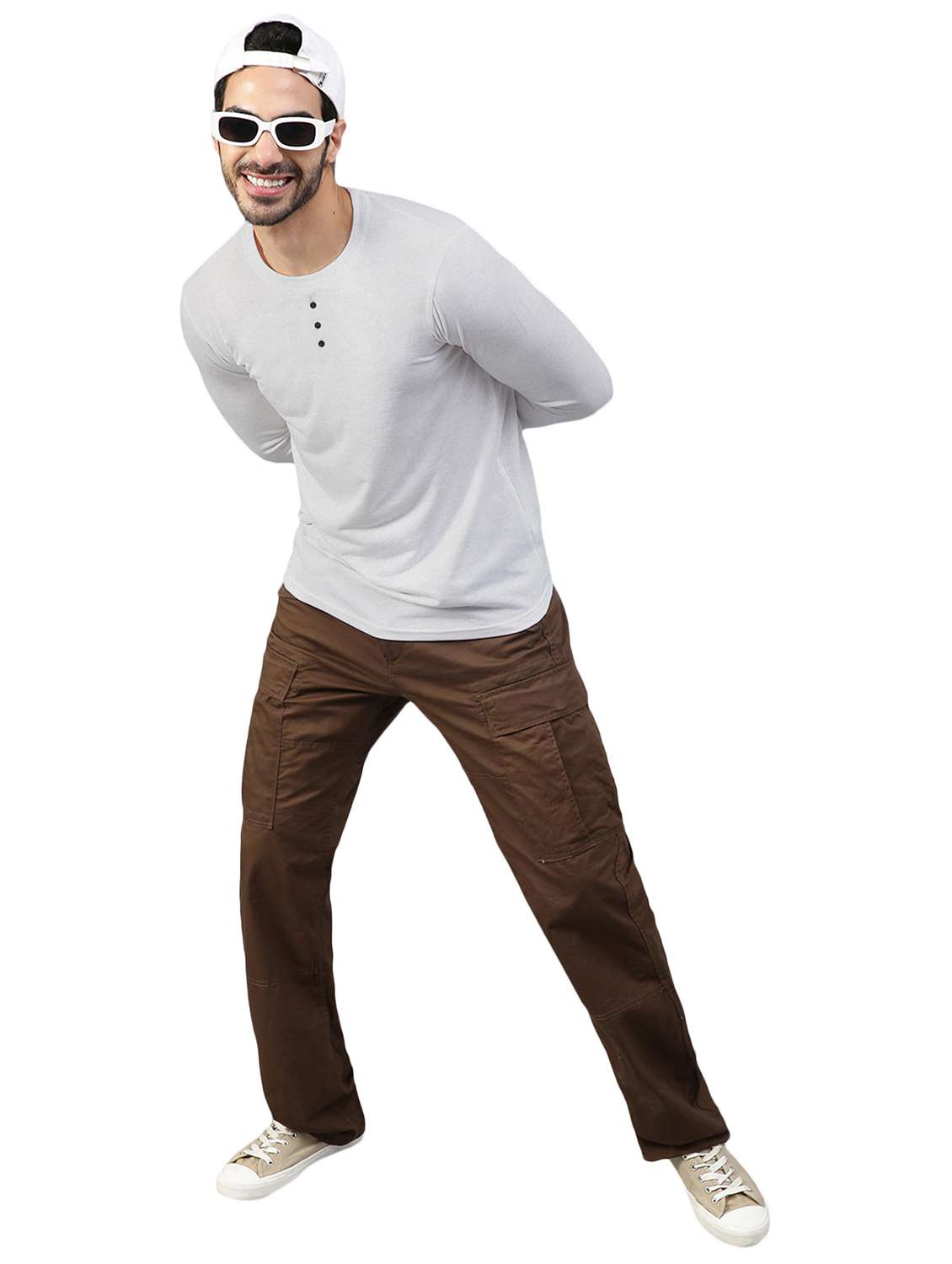 white solid round neck t-shirt - 20367765 -  Standard Image - 3