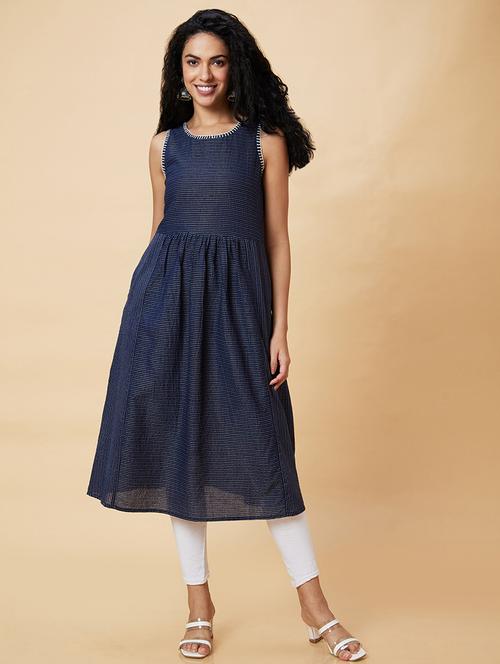 women navy blue cotton a-line kurta - 20375071 - Standard Image - 0