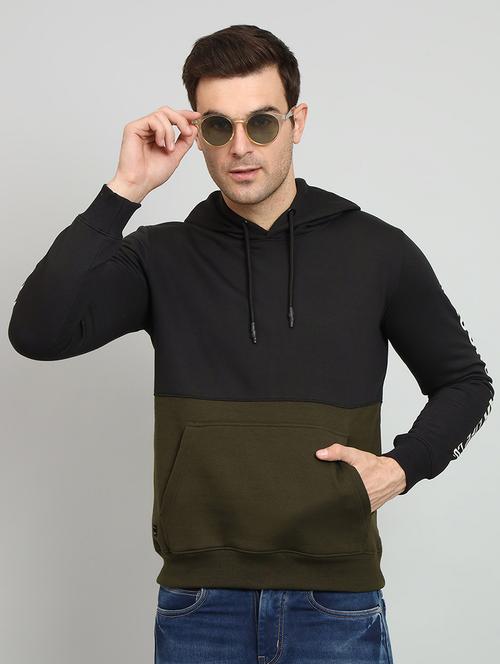 men black color block fleece sweatshirt - 20377749 -  Standard Image - 0