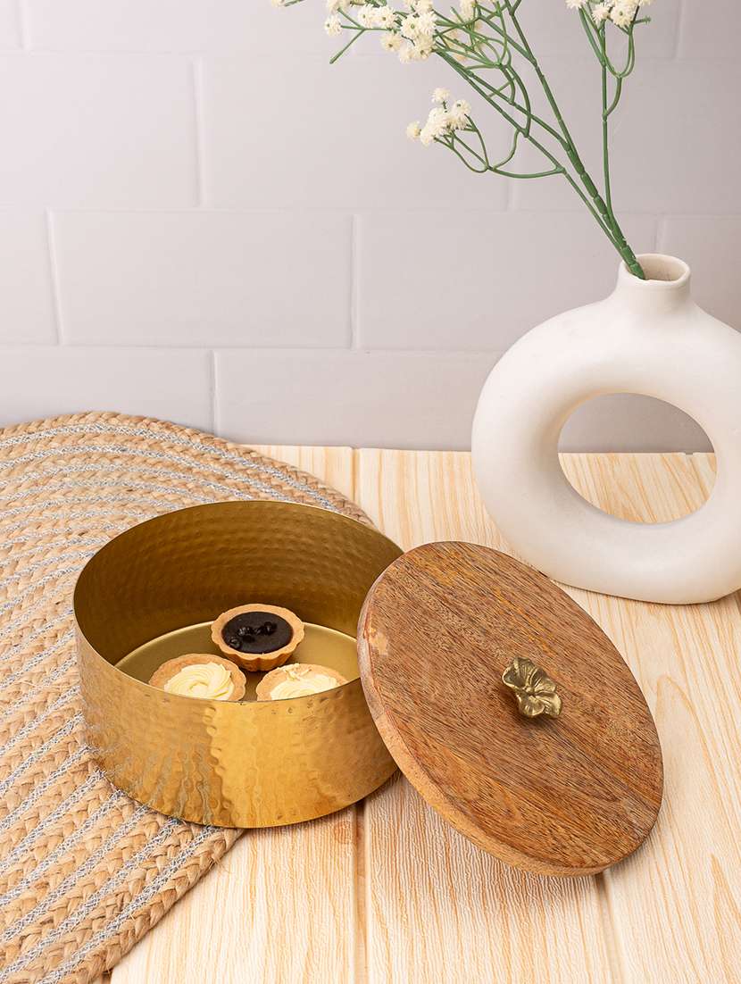 timber-edged container