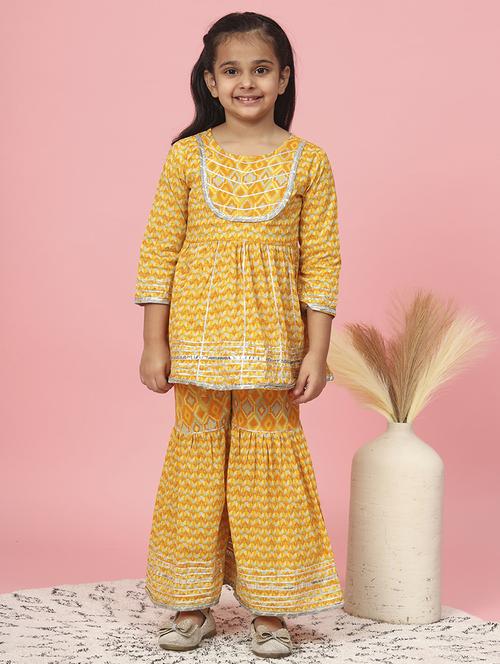 yellow printed kurta sharara set - 20381545 - Standard Image - 0