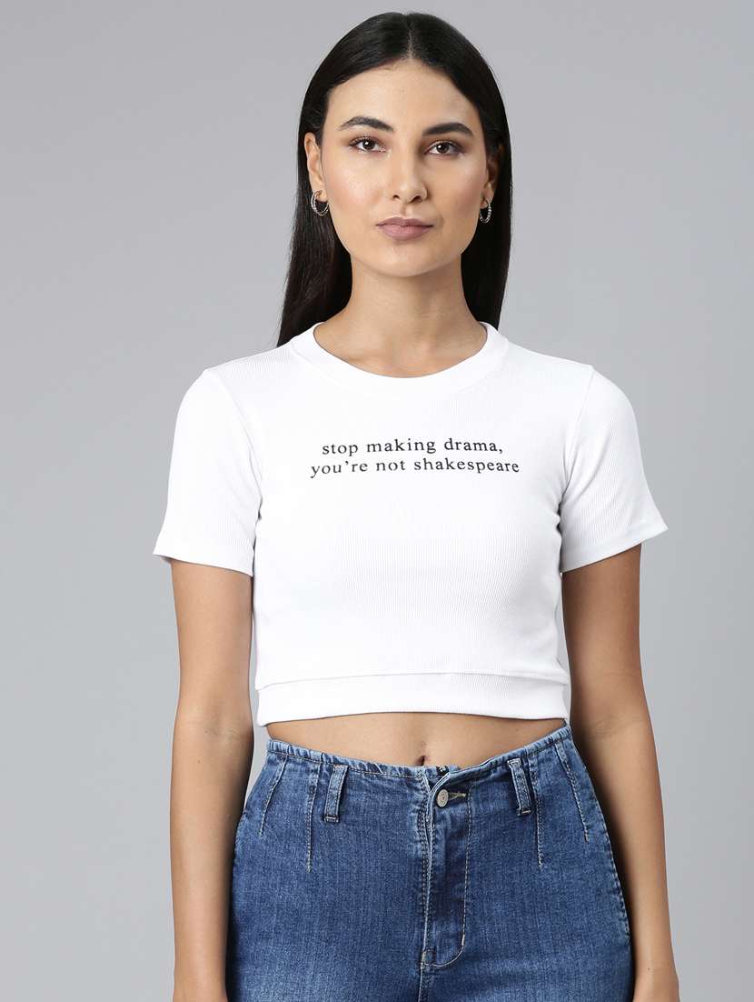women's chest print crew neck t-shirt