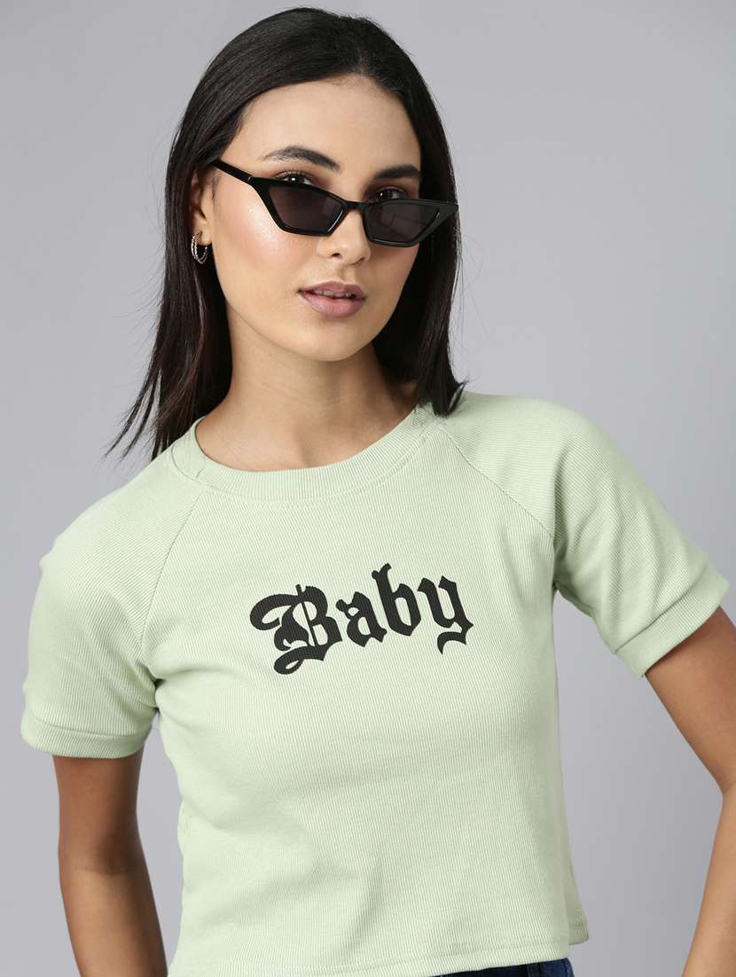 Women's Chest Print Round Neck T-shirt - 20382996 -  Standard Image - 3