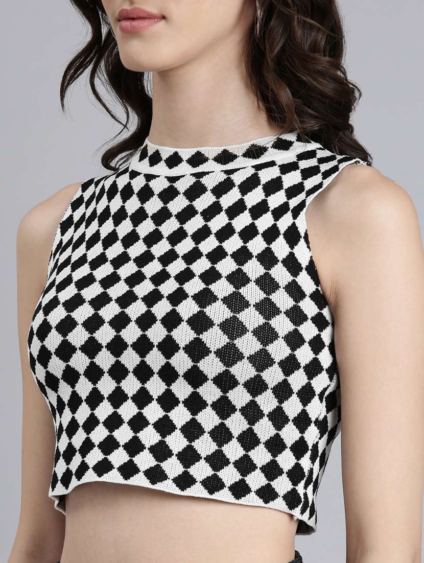 black acrylic crop top - 20383079 - Standard Image - 5