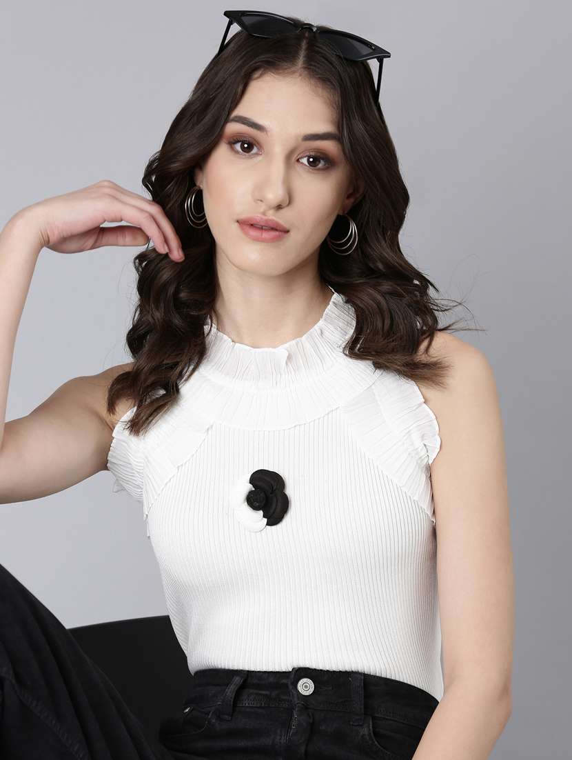 women off white acrylic regular top - 20383108 -  Standard Image - 3