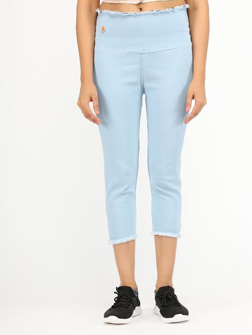 women purist blue skinny fit denim capri - 20386451 -  Standard Image - 0
