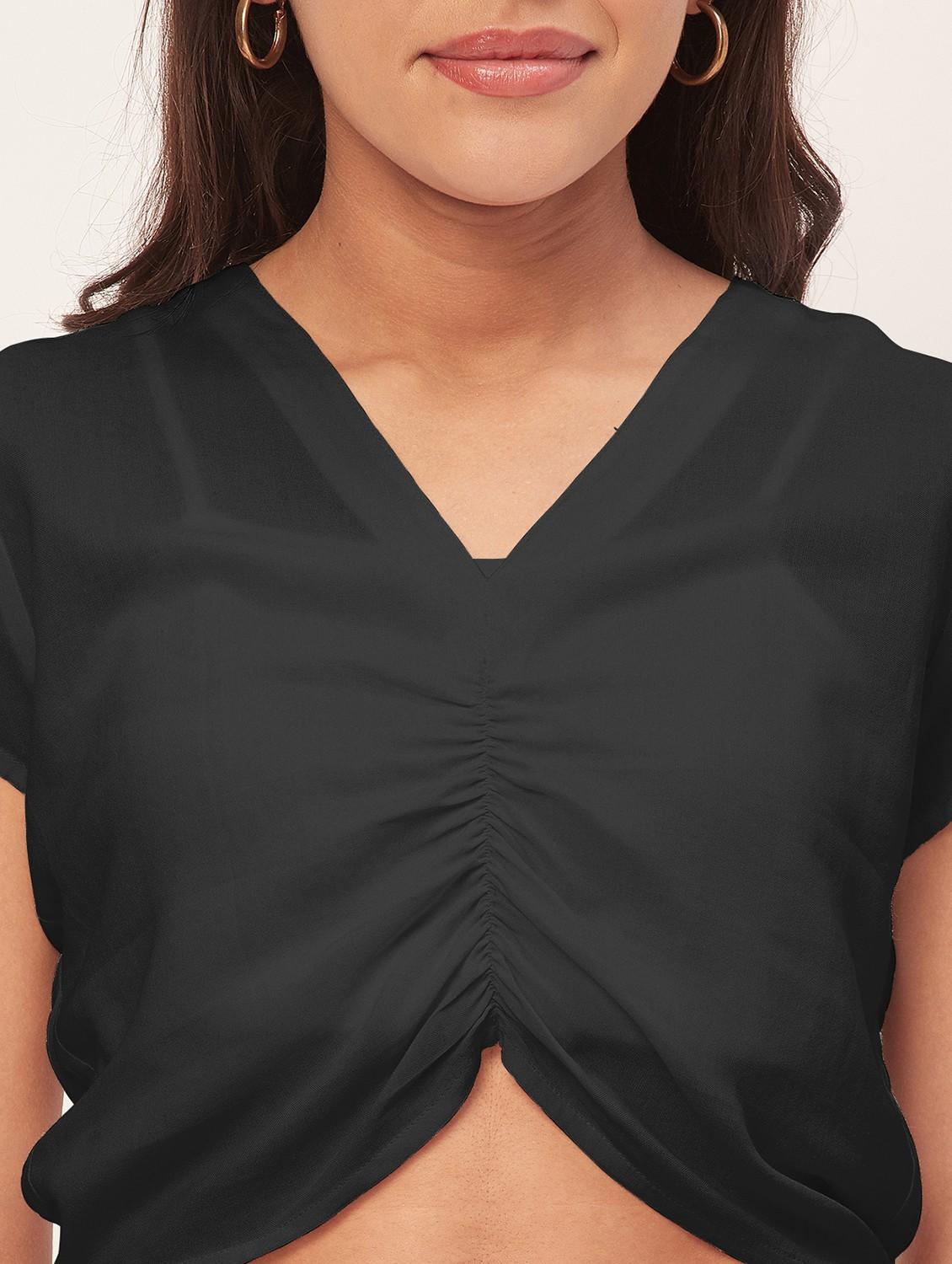 black solid short sleeves crop top - 20387221 - Standard Image - 5
