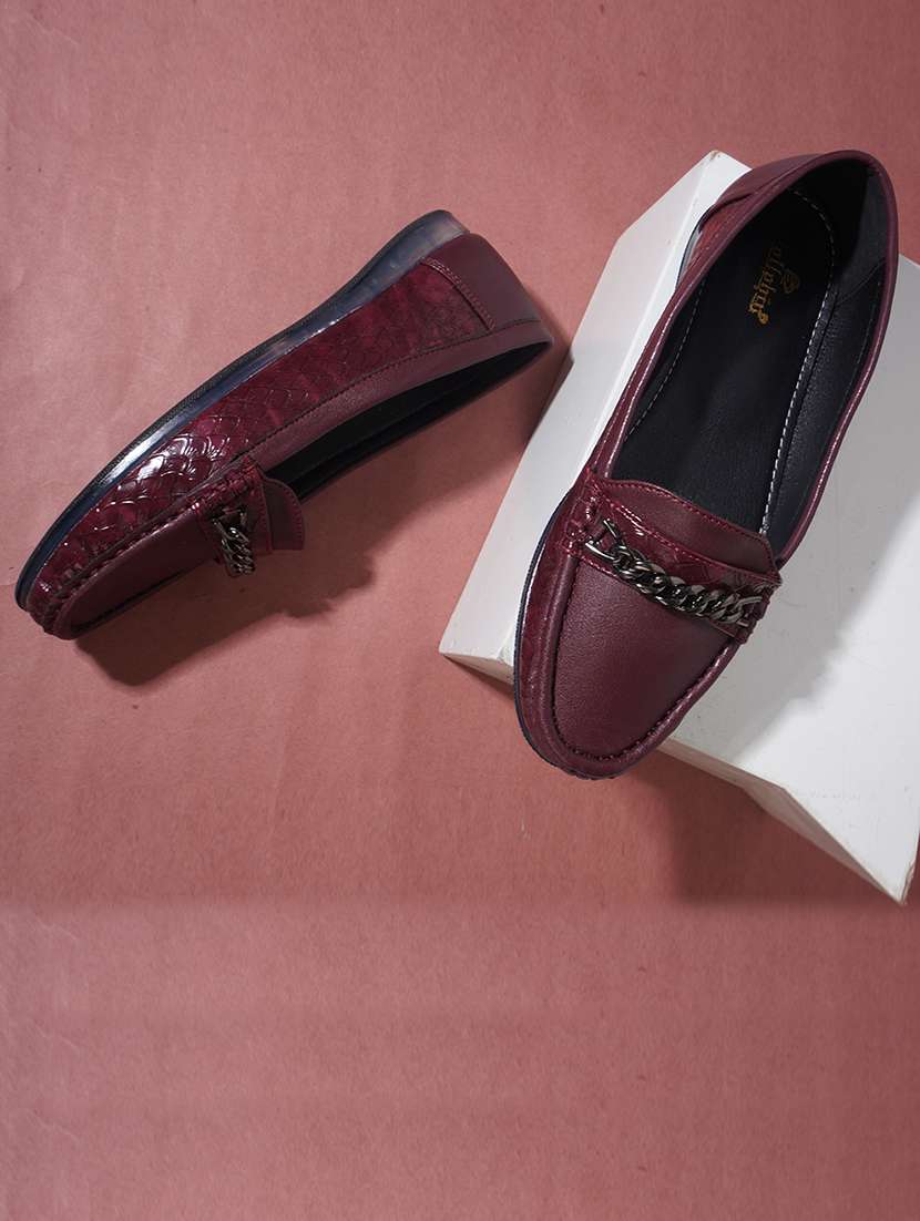 women slip on loafer - 20387258 -  Standard Image - 3