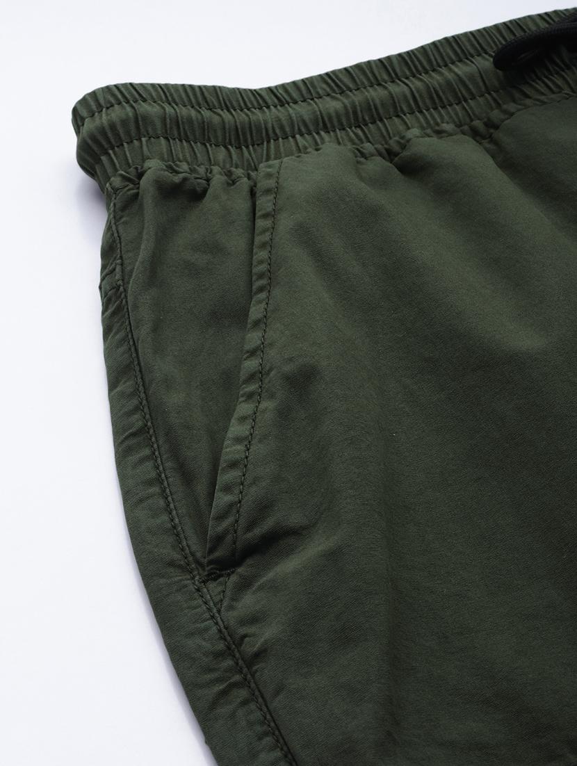 men mid rise solid cargos casual trouser - 20392702 - Standard Image - 5