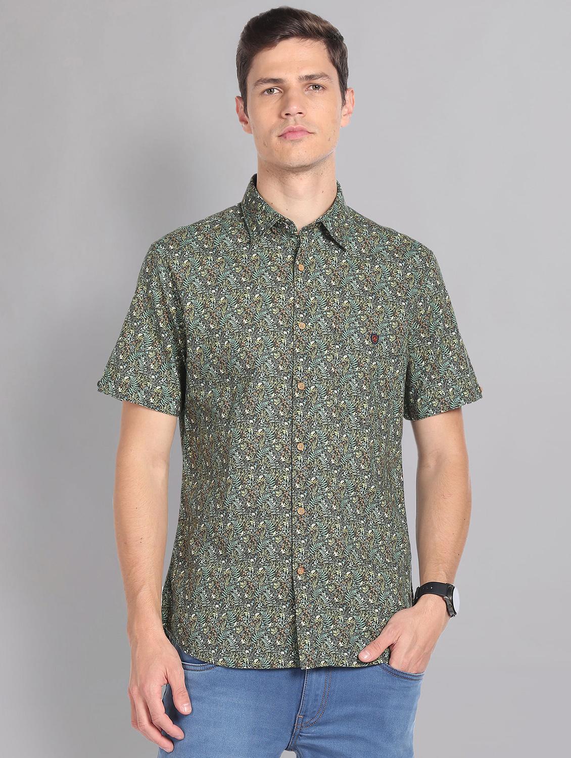 men's short sleeves casual shirt - 20396479 -  Zoom Image - 0