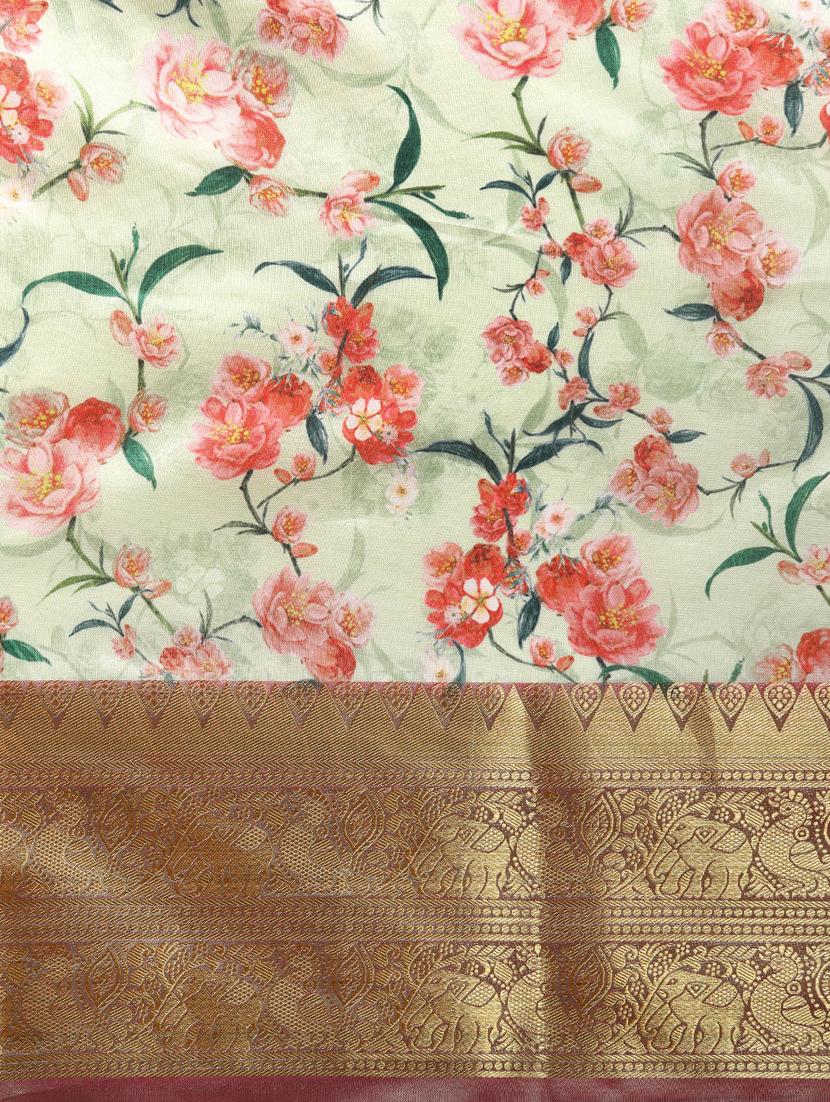 women floral bordered saree - 20396614 - Standard Image - 5