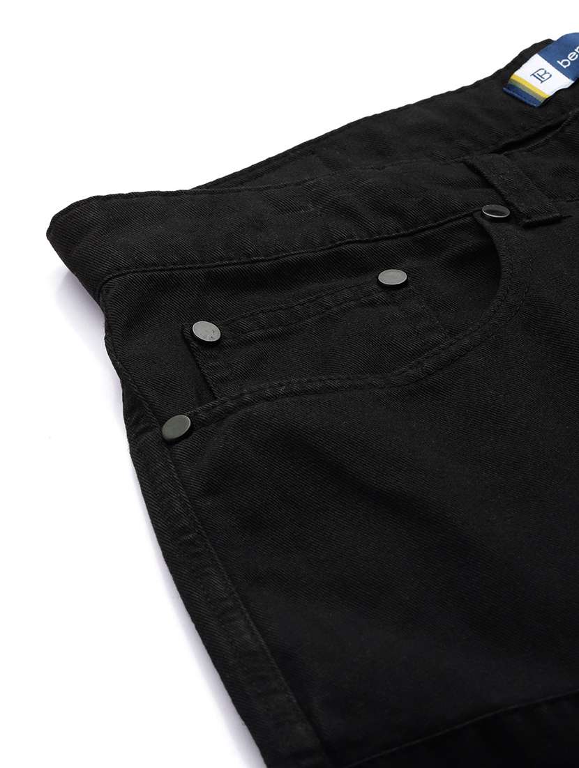 men solid black cotton cargo casual trouser - 20397325 -  Standard Image - 5