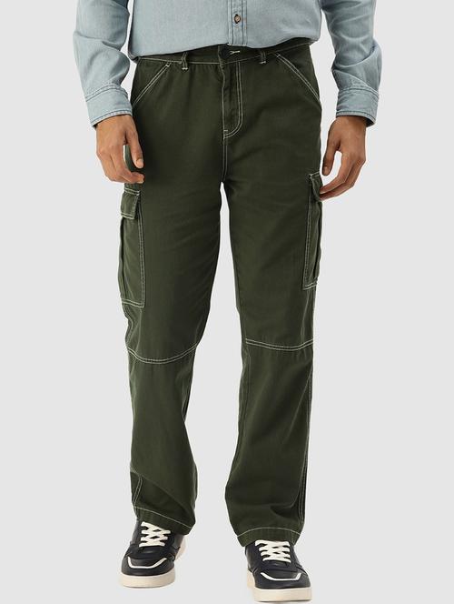 men solid olive cotton cargos casual trouser - 20397337 - Standard Image - 0